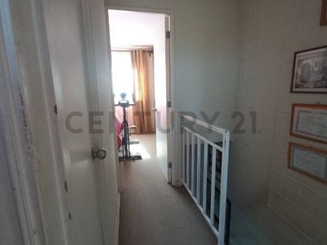 Se vende casa en el Solar etapa 4