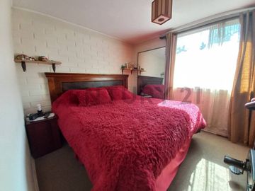 Se vende casa en el Solar etapa 4