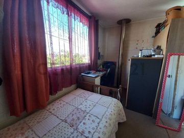 Se vende casa en el Solar etapa 4