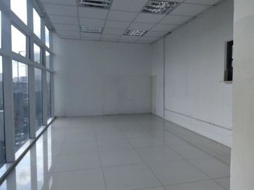 448 sqm Semi Fitted Commercial Office Space for Lease in Hidalgo Drive, Rockwell Center, Makati City.