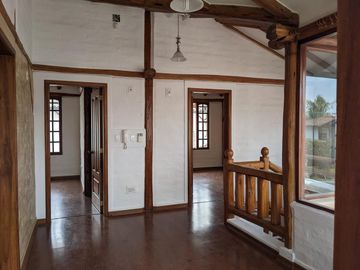 Hermosa casa 3 dormitorios, Conjunto Privado, Tumbaco