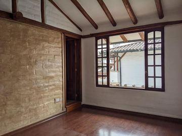 Hermosa casa 3 dormitorios, Conjunto Privado, Tumbaco
