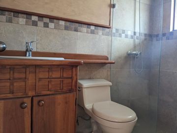 Hermosa casa 3 dormitorios, Conjunto Privado, Tumbaco