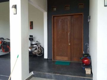 Rumah Bagus 2 Lantai Tanah Luas Siap Huni Cileunyi Wetan Bandung