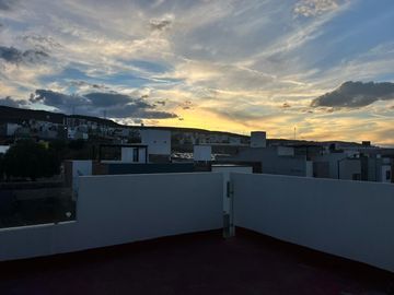 CASA EN VENTA EN LA PRIVADA CENNET