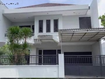 Rumah ROYAL RESIDENCE Hadap Utara ROW 4 Mobil