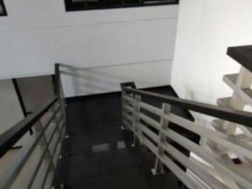 Rumah ROYAL RESIDENCE Hadap Utara ROW 4 Mobil