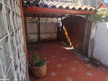 METRO CAMINO AGRÍCOLA (PASAJE CERRADO)