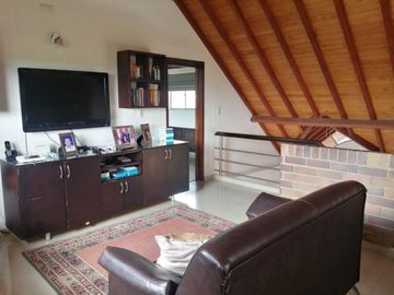 casa en venta en c.c lagos del cacique. Cod V2047