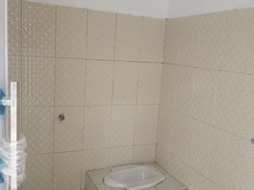 Rumah Full Bangunan Baru Dekat Stasiun Tambun Bebas Banjir
