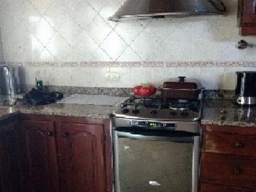 VENTA CASA PILAR CENTRO 5 AMBIENTES -ACEPTA PERMUTA - APTO CREDITO