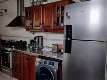 VENTA CASA PILAR CENTRO 5 AMBIENTES -ACEPTA PERMUTA - APTO CREDITO