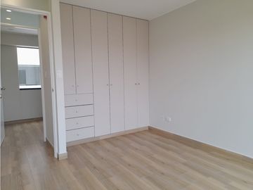 Departamento de estreno en piso 1 - Surquillo  63.85m2 **