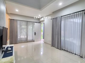 Rumah Modern Posisi Hoek Siap Huni Di Bintaro Jaya Gb 18501