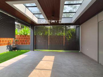 Rumah Modern Posisi Hoek Siap Huni Di Bintaro Jaya Gb 18501