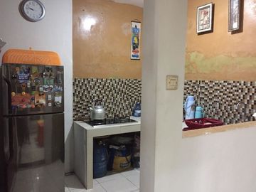 Rumah 2 lantai, shm, asri & nyaman, bebas banjir, panorama bukit cinere