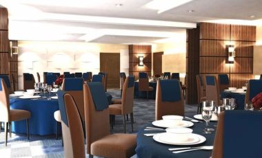 1 BEDROOM FOR SALE with Parking  IN PASEO DE ROCES MAKATI