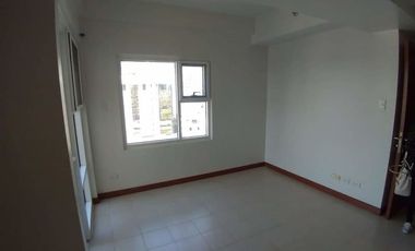 1 BEDROOM FOR SALE with Parking  IN PASEO DE ROCES MAKATI