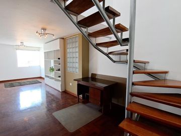 Venta Departamento Triplex Unidad Vecinal Mirones-Lima