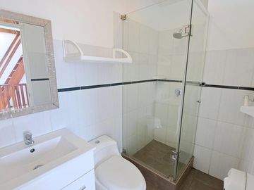 Venta Departamento Triplex Unidad Vecinal Mirones-Lima