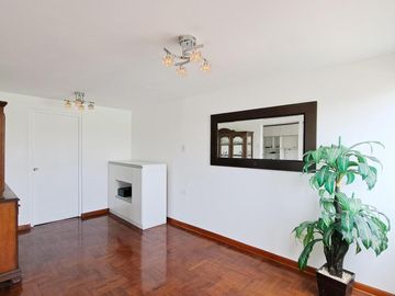 Venta Departamento Triplex Unidad Vecinal Mirones-Lima