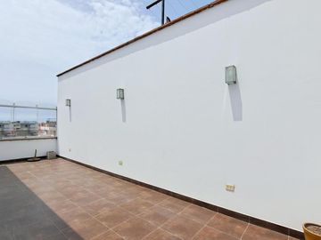 Venta Departamento Triplex Unidad Vecinal Mirones-Lima
