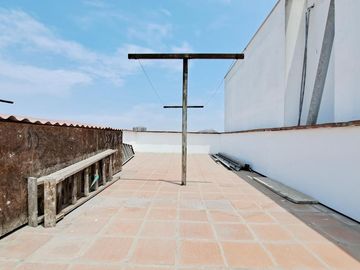 Venta Departamento Triplex Unidad Vecinal Mirones-Lima