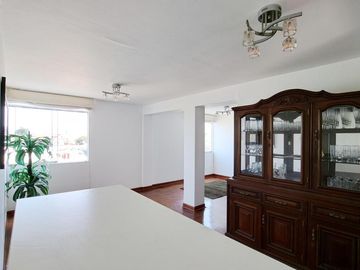 Venta Departamento Triplex Unidad Vecinal Mirones-Lima