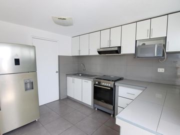 Venta Departamento Triplex Unidad Vecinal Mirones-Lima