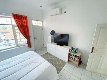 Rumah Minimalis Cantik Full Furnished siap huni di Pondok Gede Bekasi