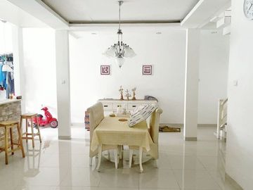 Rumah Minimalis Cantik Full Furnished siap huni di Pondok Gede Bekasi