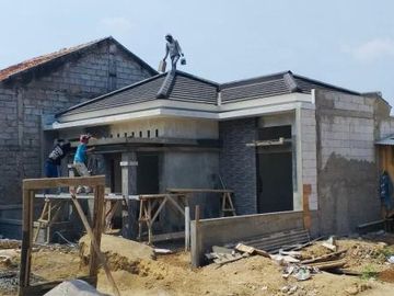 Rumah Nyaman dan Asri Dalam Perumahan di Cihanjuang Cimahi Dekat ke Sekolah IT Asih Putra Cicilan mulai 5 juta-an.