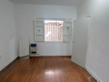 Departamento Tipo Casa en venta en Lanus Oeste