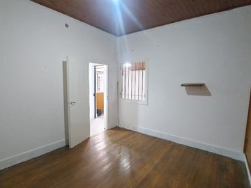 Departamento Tipo Casa en venta en Lanus Oeste