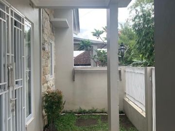 Rumah Minimalis Semi Furnish di Jl Kaliurang km.10