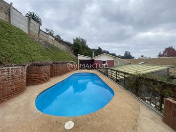 Casa en venta con patente comercial en Reñaca
