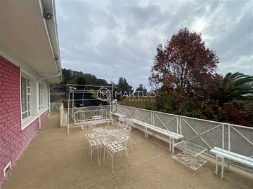 Casa en venta con patente comercial en Reñaca