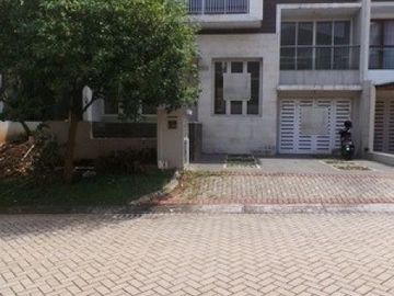 Rumah Bagus Siap Huni di Kebayoran Garden | SC 0057 - RS