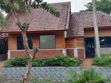 CARI VILLA AREA MALANG?? NIH LHOO VILLA LUAS POLL