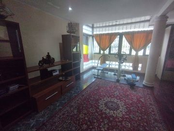 VENTA DEPARTAMENTO URDESA CON PARQUEO