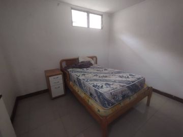 VENTA DEPARTAMENTO URDESA CON PARQUEO
