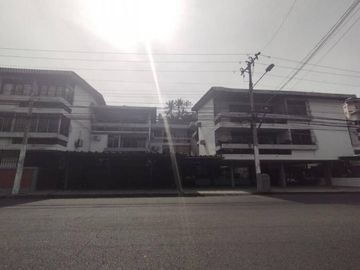 VENTA DEPARTAMENTO URDESA CON PARQUEO