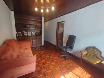 VENTA DEPARTAMENTO URDESA CON PARQUEO