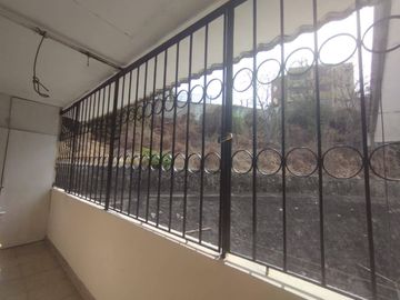 VENTA DEPARTAMENTO URDESA CON PARQUEO