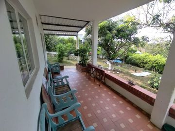VENTA CASA-FINCA, EN ACAPULCO RUITOQUE BAJO, SANTANDER. Cod V5825