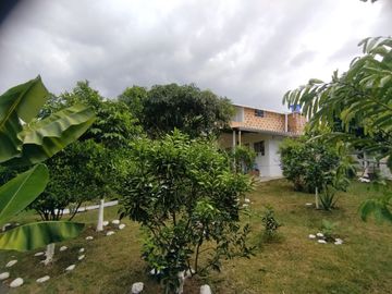 VENTA CASA-FINCA, EN ACAPULCO RUITOQUE BAJO, SANTANDER. Cod V5825