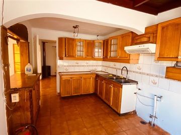 Casa en venta de 5 dorm. en Los Andes