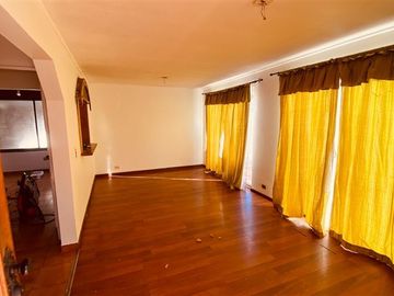 Casa en venta de 5 dorm. en Los Andes