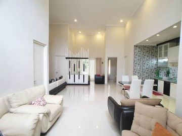 Rumah Furnished Luas 252 di Villa Puncak Tidar kota Malang