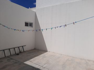 Residencial loretta 2 niveles vigilancia nueva